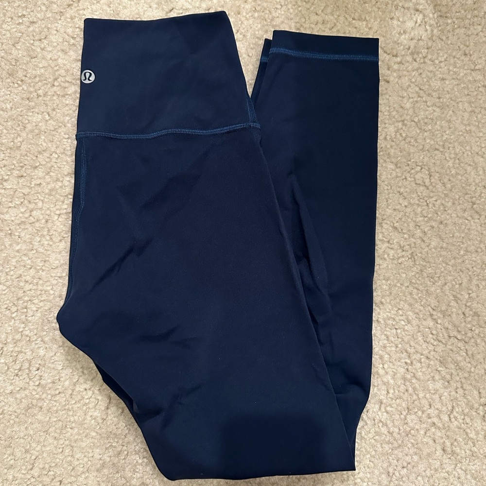 Size 4 Navy Lululemon Wunder Under 25”